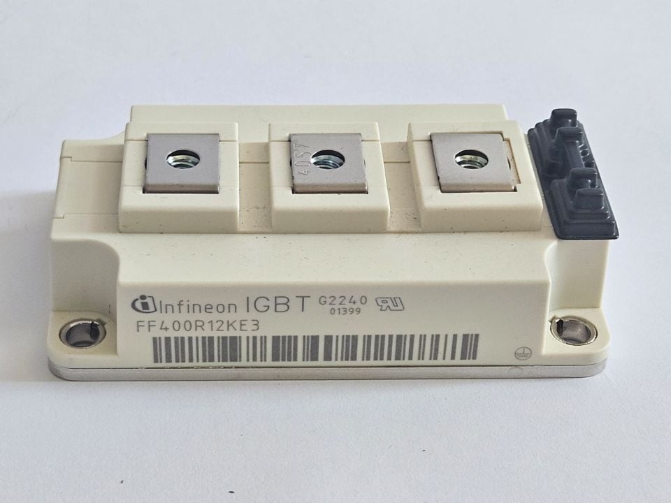 Infineon - FF400R12KE3