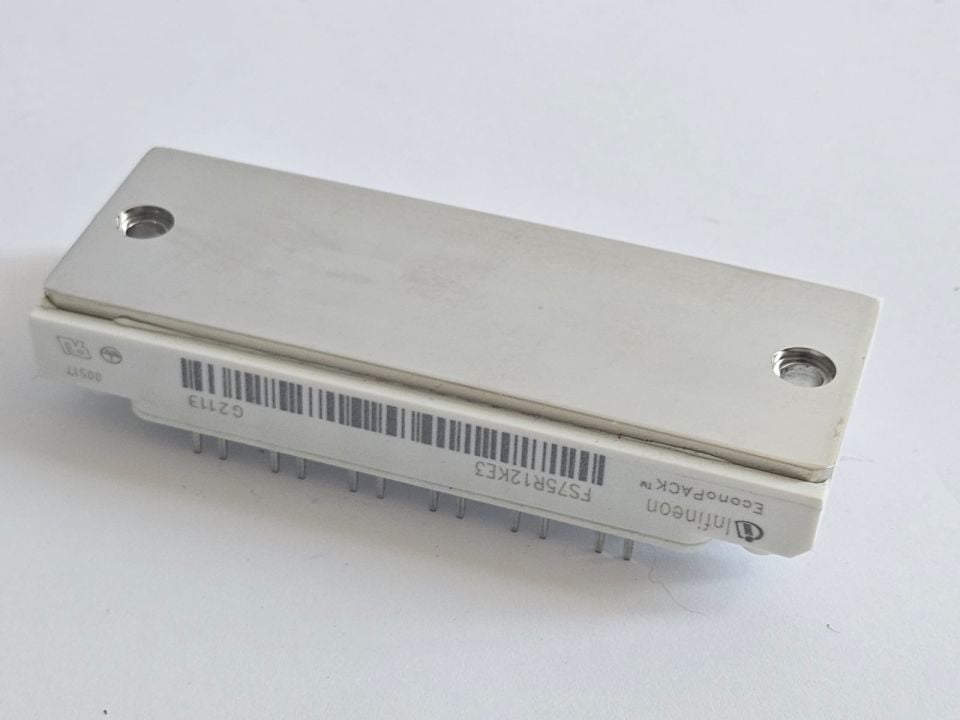 Infineon - FS75R12KE3