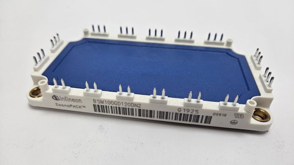 Infineon - BSM100GD120DN2