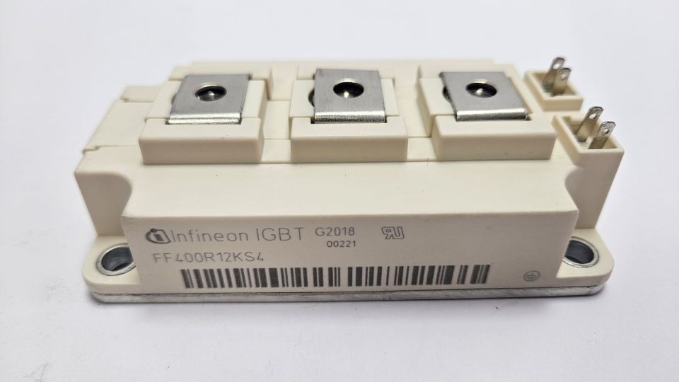 Infineon - FF400R12KS4