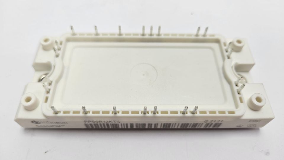 Infineon - FP50R12KT4