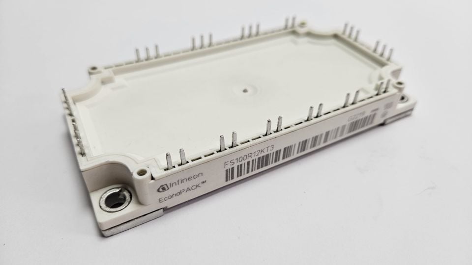 Infineon - FS100R12KT3