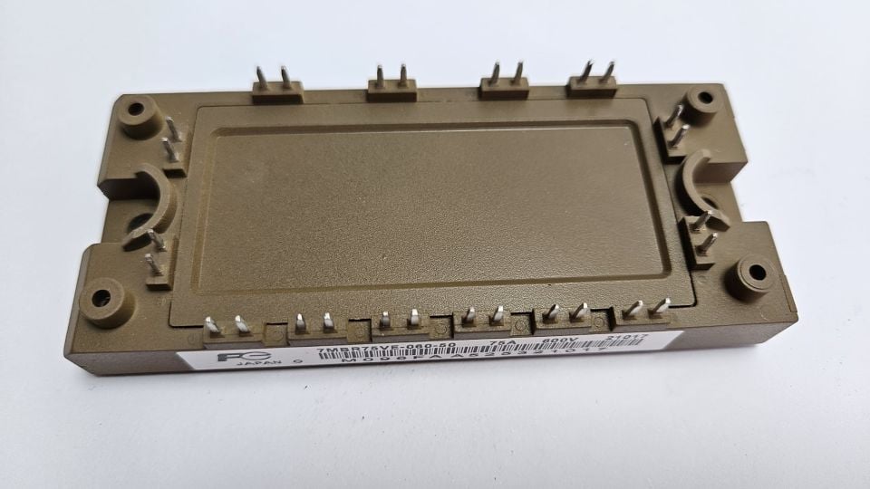 Fuji Electric - 7MBR75VE-060-50 75A 600V